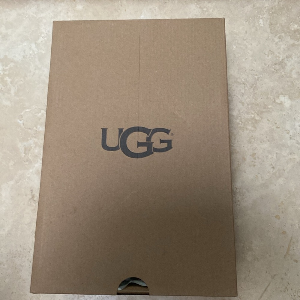UGG Womens Athletic Shoes Size 9 - Picture 8 of 9